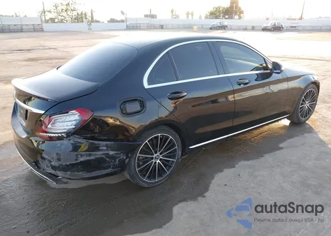 2019 Mercedes-Benz C 300 из США, поврежденный, VIN 55SWF8DB1KU305304